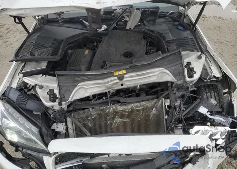 2015 Mercedes-Benz C 300 4Matic from USA, damaged, VIN 55SWF4KBXGU171444